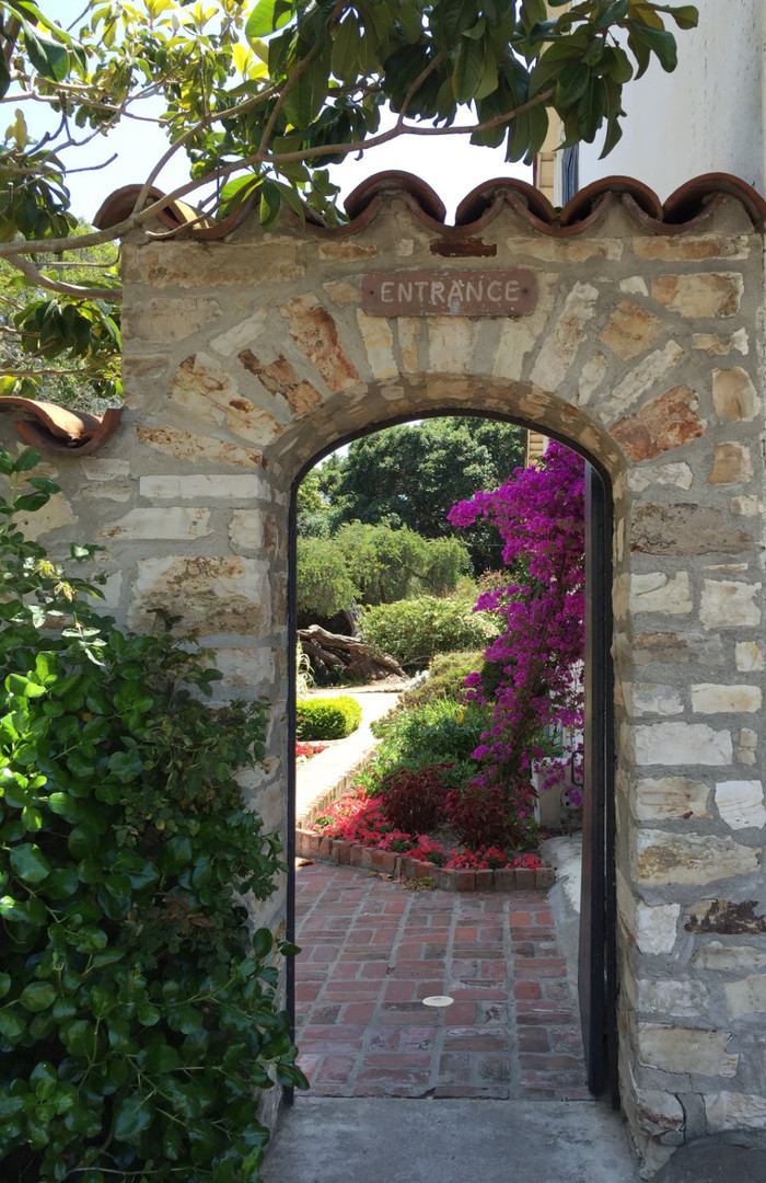 Image about "secret little gardens" Traveler photo submitted by LauraLong (Jun 2016)