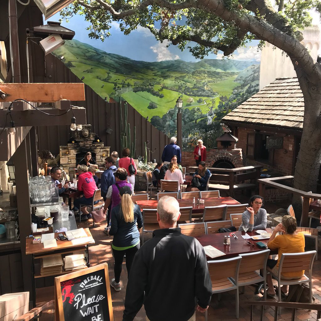 Image about Delightful & Informative Traveler photo submitted by Karol L (Aug 2018)